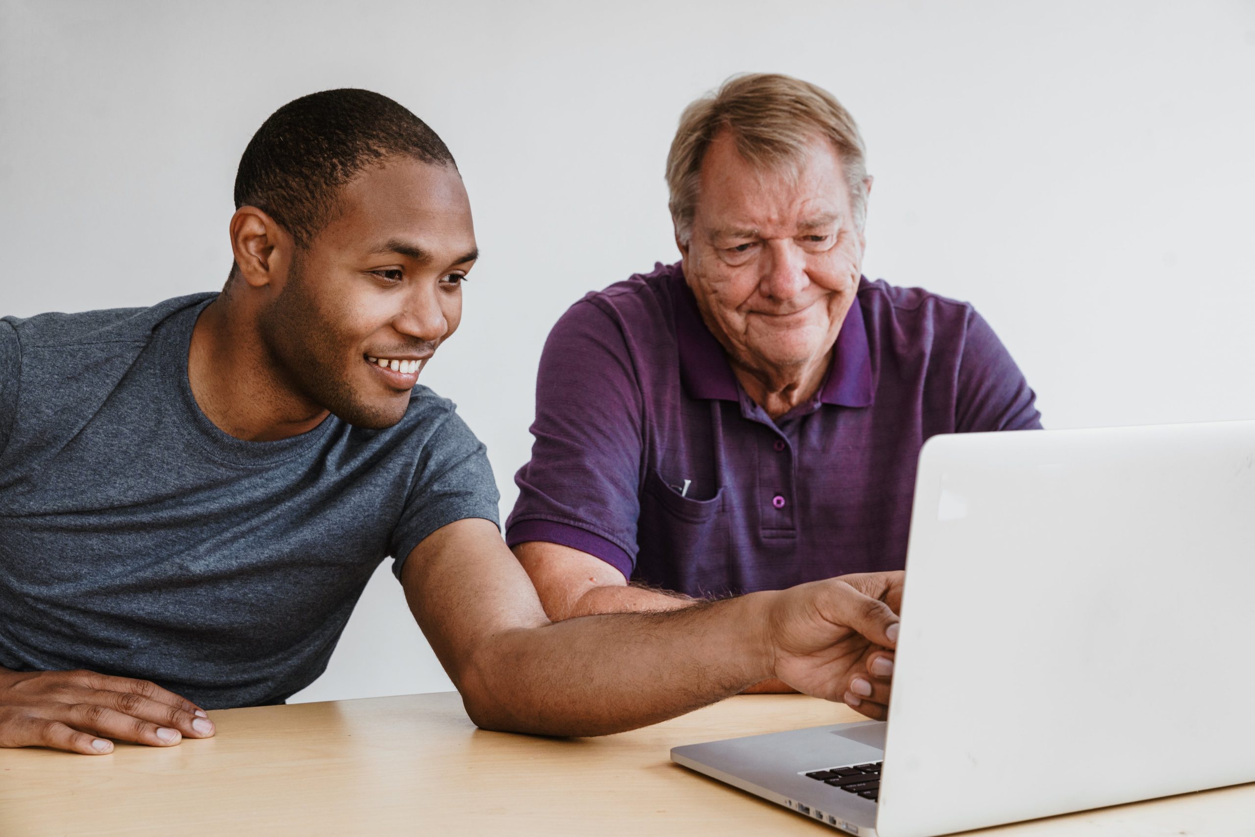 dementia home care in Miami caregiver